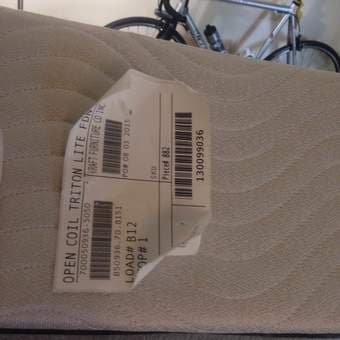 Queen box spring and metal frame 2