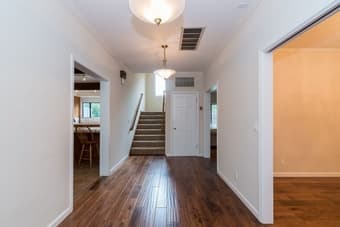 Mansion biking distance to Stanford (walking distance to downtown) 3