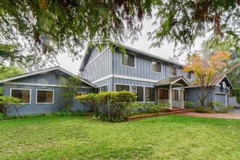 $1140-1690 Large house biking distance to Stanford (24 minute bike) 1
