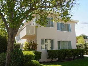 $2795/mo, furnished 1 BR apartment perfectly located next to campus! 1
