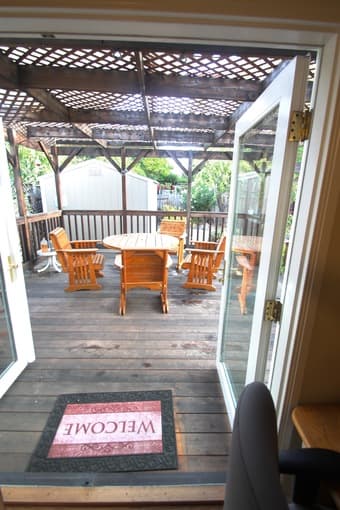 1300/mo Furnished Room in 3BR Palo Alto house. Sublet Nov 15-Feb 1. 3