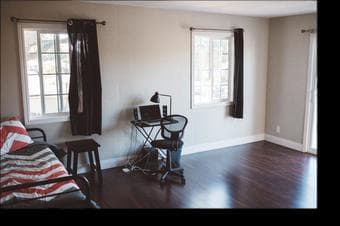 Furnished Master BR w/Private Bath in Large 5BR House Near Facebook 1