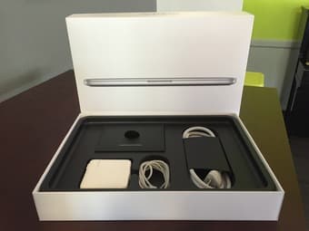 Top-of-the-line early 2015 13.3" MacBook Pro i7 processor for $1300 1