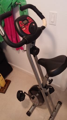 indoor cycling bike ($50) 1