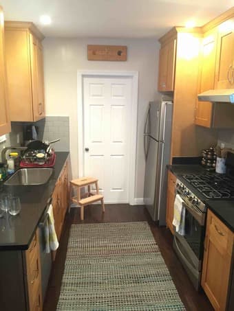 $1300 - Large bedroom in 2BR/1BA San Mateo house, start Dec. 1 3
