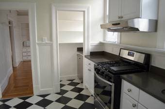 1 Bdrm Available in Newly Renovated 2 Bdrm/1 Bath in SF 1