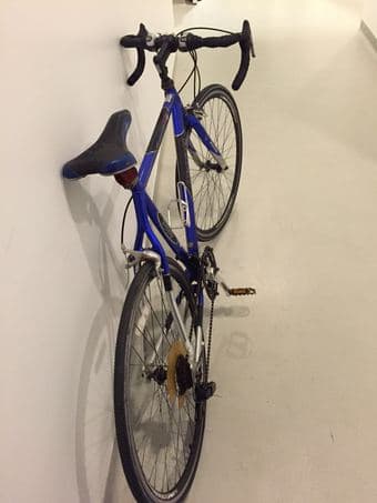 700c Road Bike+helmet 3
