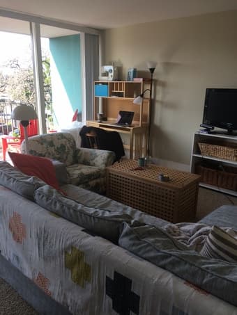 $1400 room available 11/15-1/31 in 2BR/1BA Apt in RWC 1