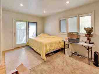 Large Shared Room in Our Fabulous Coliving Community! 1