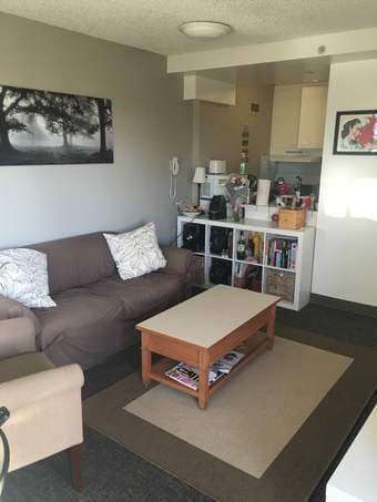 Couples 1 bed sublet in Stanford: Dec 17th - Jan 8th, $1200 2