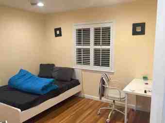 Modern CoLiving Furnished Bedroom&Linens, Laundry, Toiletries Provided 1