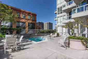 Share a Chic Modern 2 Bdrm w/ Young Profesh in Luxury Downtown SF <3 1