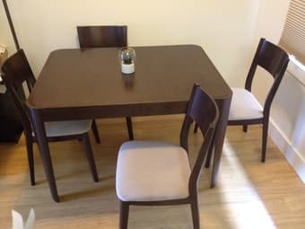 Scandinavian designs table and 4 chairs 2