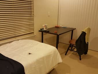 1100 dollor bedroom in PaloAlto near shopping center. Nov. 24-Dec. 31 1