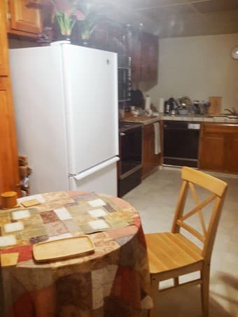 1000 dollar bedroom in PaloAlto near shopping center. Dec. 1-Dec. 31 2