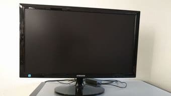 Samsung 24" Monitor 70$ 1