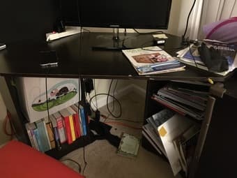 Desk + drawer 1