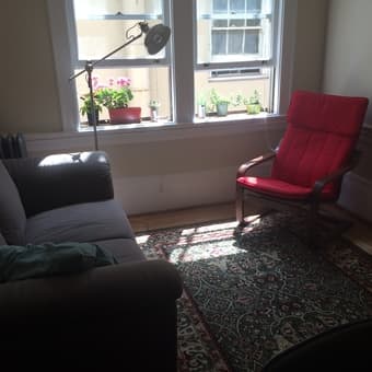 $1230 / 1br - Cozy Mission apt. for couples or single Dec. 14 - 25 1