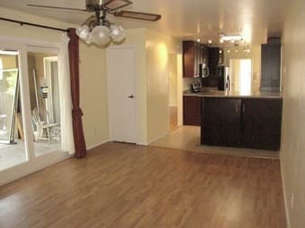 $850 bedroom/shared bathroom in Sunnyvale home 3