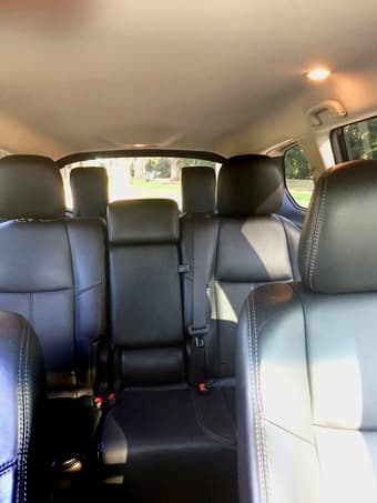 Nissan 2013 Pathfinde SL <14k miles 3