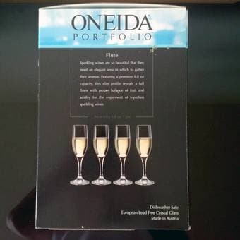 Champagne Glasses - Set of 4 - $10 2