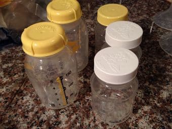 Bundle of Medela electric and manual breast pumps 2