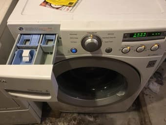 LG front-loading 4 cu ft. washing machine 3