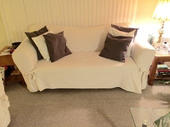 Nice Sofas, 3 seats and 2 seats. 3