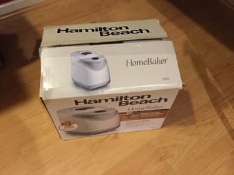 Hamilton Breach bread maker $30 2