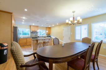 Join our community and house close to Stanford! 2