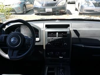 2012 Jeep Liberty Rental - $450/ month 3