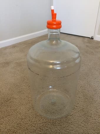5 gallon plastic carboy for brewing 1