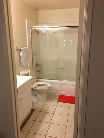 学校附近 Menlo park 2b/2b大卧室出租，带独立卫生间, 01/2017 available - $1,375/month 3