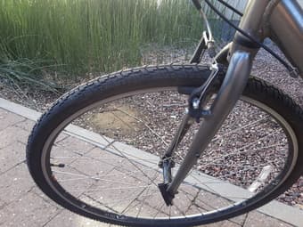 SELLING ROAD/CITY BIKE 3