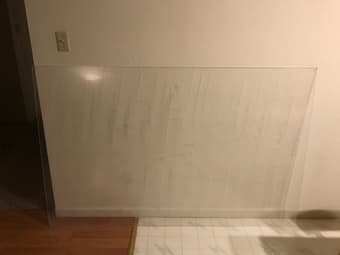 New clear acrylic board with protective film, no scratch 1