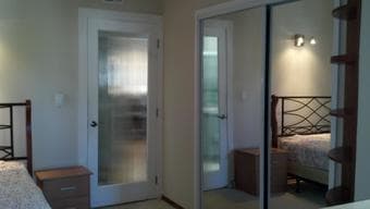 one mastersuite with full bath at palo alto available Feb 15 2