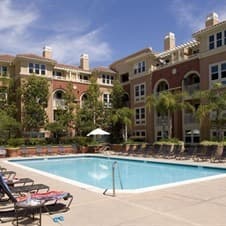 1BR/BA in a 2BR apartment near Caltrain station in Redwood City $1500 2