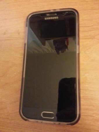 Samsung Galaxy S6 with 32GB Memory Cell Phone (Unlocked) 2