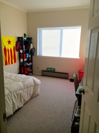 1 BR in 3BR in Belmont – $920/month Beautiful Area 1