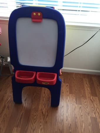 Crayola Magnetic Double-Sided Easel ($25) - $25 1