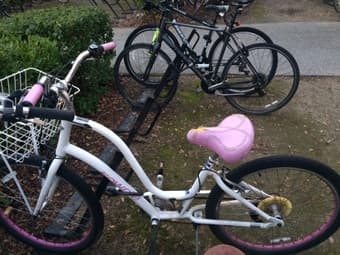 women's bike for sale--Electra Townie, white + U-lock + basket 1