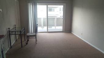 $700 Living room for rent near San Antonio Caltrain Station (menlo pa 1