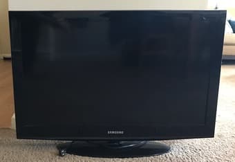 32" Samsung Television 2