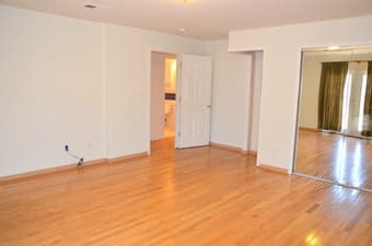 Room Available in East Palo Alto 1