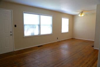Huge home and fun housemates, short lease, walk to Sunnyvale downtown 2