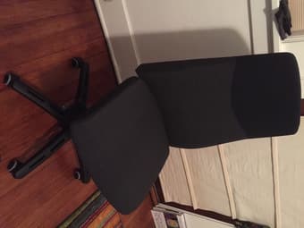 VOLMAR IKEA Chair (Excellent Condition) 2