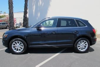 Audi Q5 - 2013 Excellent Condition - $22,000 1