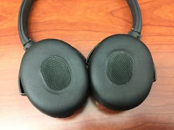 Bose QuietComfort 3 Noise Canceling Headphones in Great Condition 3