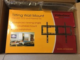 TV wall mount (VideoSecu) new 1