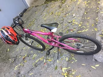 Woman's bike+lock+helmet+light and 20'' kid's bike+lock+helmet $120 1